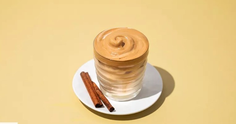 πονολαιμος