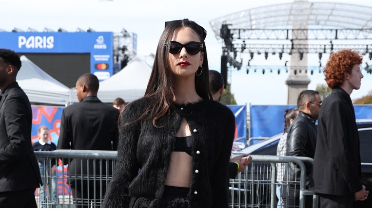 Ντέβα Κασέλ