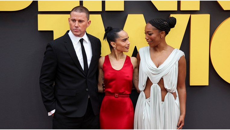 Ζόι Κράβιτζ, Τέιτουμ