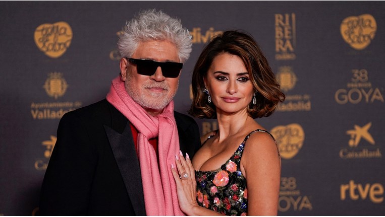 Πενέλοπε Κρουζ, Πέδρο Αλμοδάβαρ