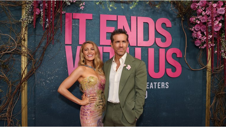 Μπλέικ Λάιβλι, Ράιαν Ρέινολντς