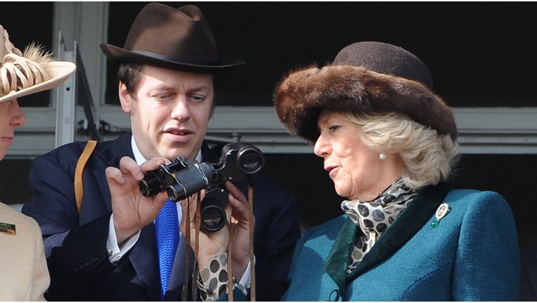 Τομ Πάρκερ Μπόουλς