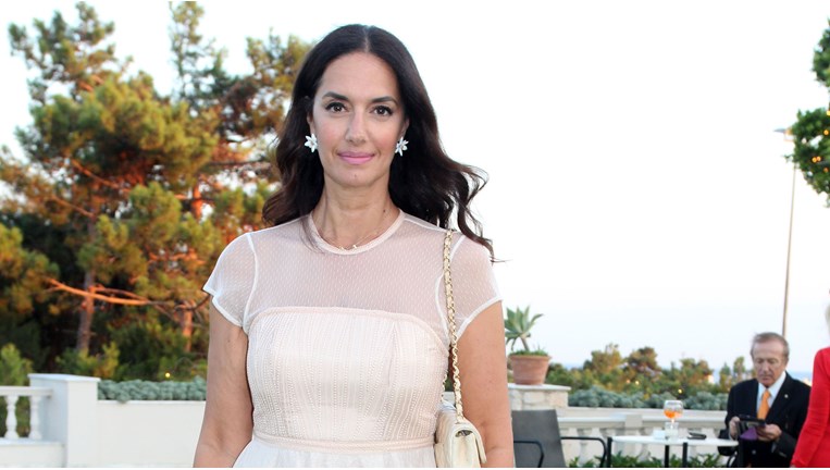 Νονη δουνια