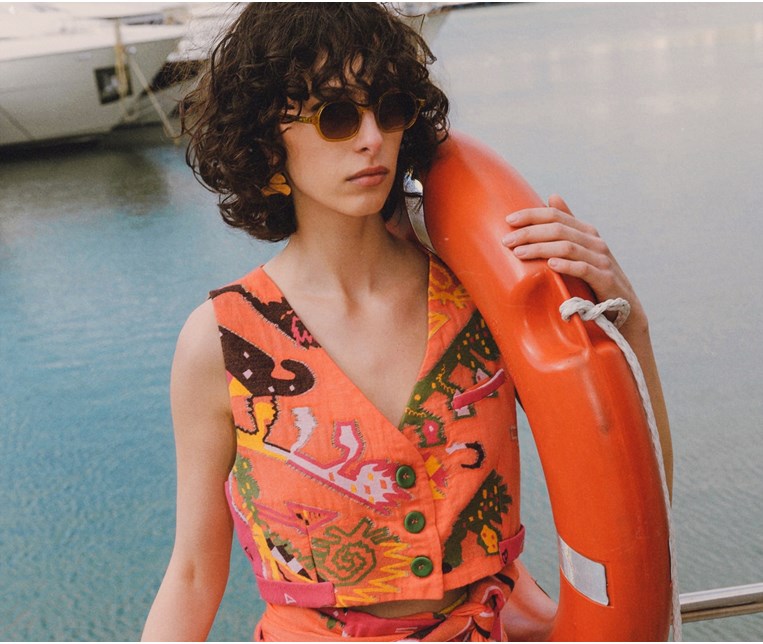 Mεtafolkloric ERGON