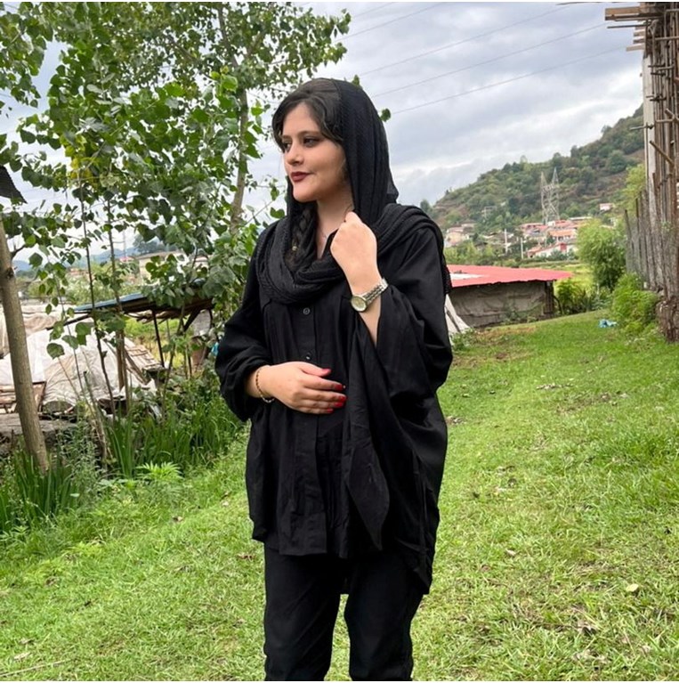 Μαχσά Αμινί