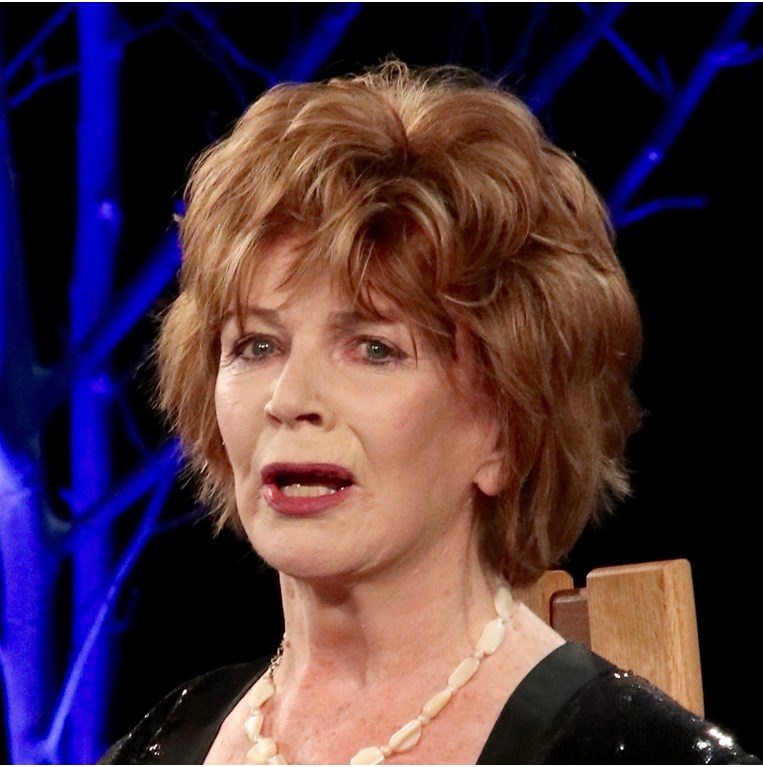 Έντνα  Ο Μπράιαν, Ιρλανδή συγγραφέας