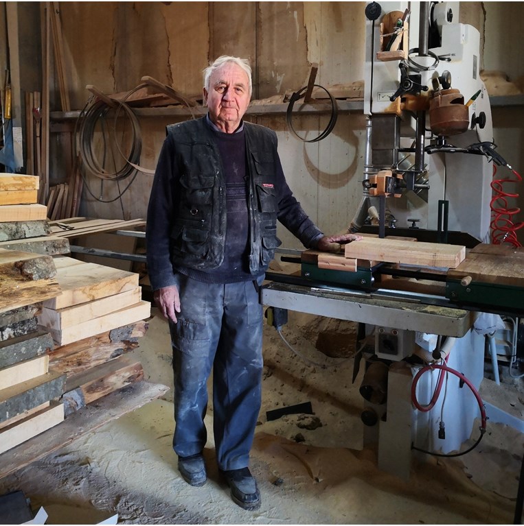 ξύλινα αντικείμενα