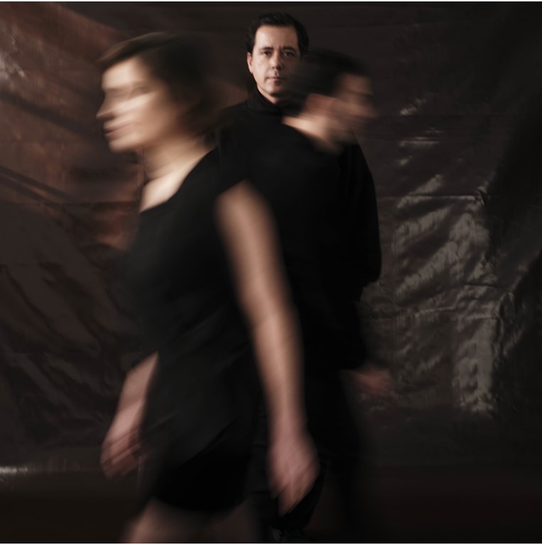 George, στέγη γραμμάτων και τεχνών