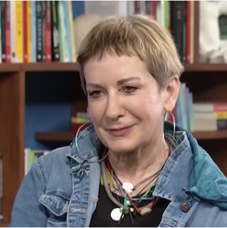 Λένα Διβάνη: 'Τα στερεότυπα φυλακίζουν το μυαλό μας'