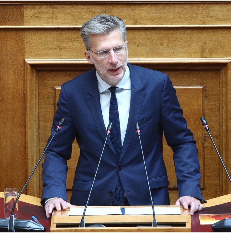 Άκης Σκέρτσος