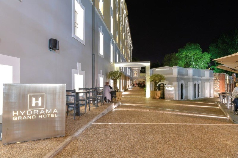 H εκπληκτική μετατροπή μιας καπναποθήκης σε υπερπολυτελές ξενοδοχείο στη Δράμα 
