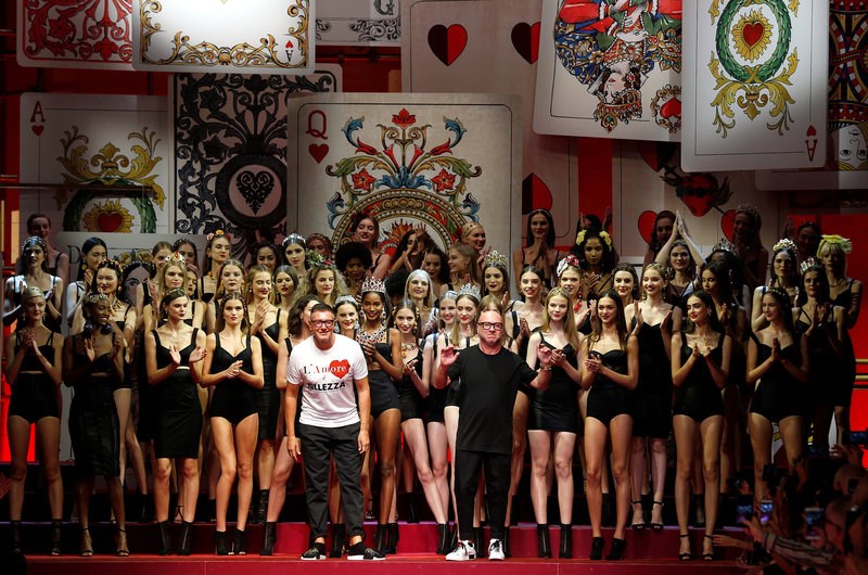 Dolce&Gabbana: Το παρασκήνιο του πιο σέξι σόου στην εβδομάδα μόδας του Μιλάνο  