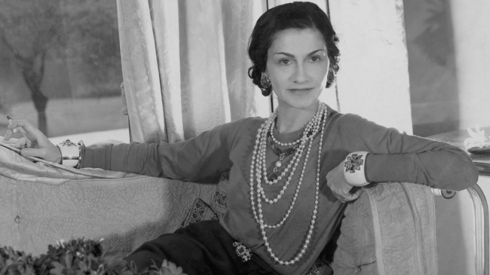 H Teleytaia Synentey3h Ths Koko Sanel Kai Oi 10 Symboyles Ths Gia