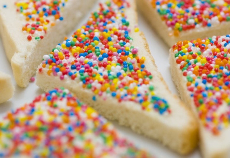 Fairy Bread Το χαρούμενο ψωμί που έχει τρελάνει όλο τον πλανήτη / Food