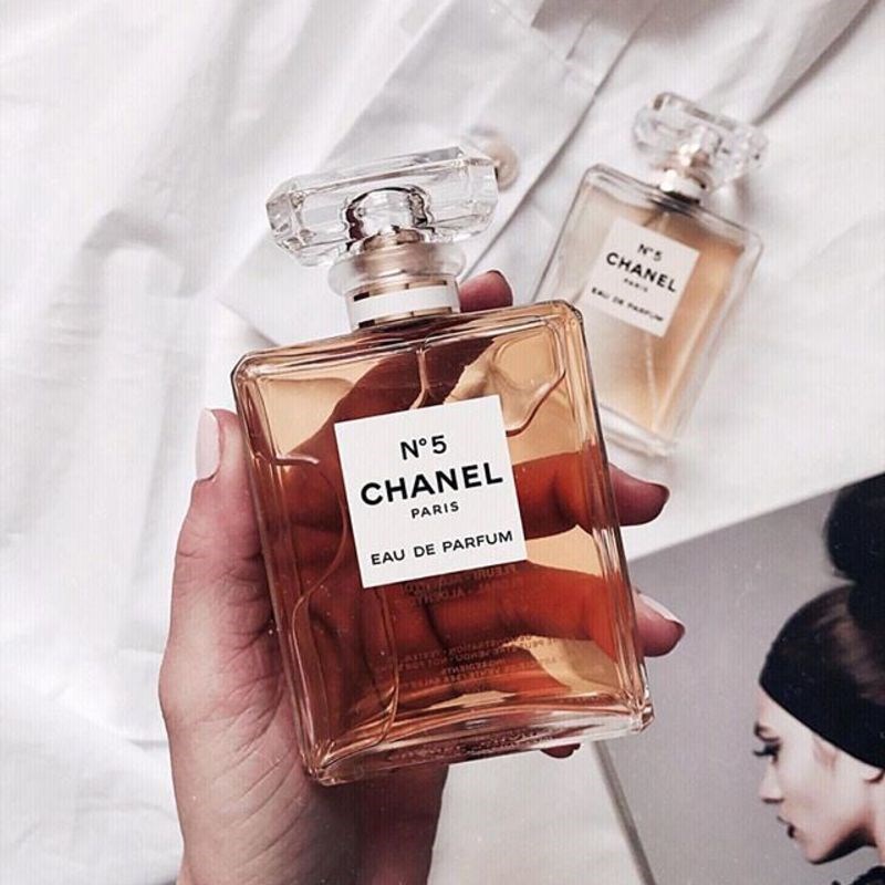 Αυτό είναι τo δραματικό συμβάν που σχετίζεται με το πιο δημοφιλές άρωμα, το Chanel No5
