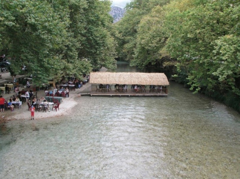Το ελληνικό χωριουδάκι δίπλα στο ποτάμι πήρε το όνομά του από ένα μύθο