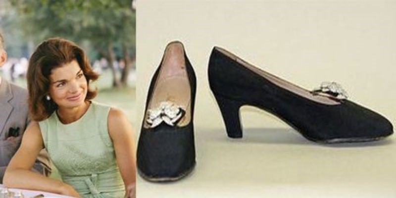 Το αιώνιο fashion icon Τζάκι Κένεντι έκρυβε ένα μικρό μυστικό στις σόλες των παπουτσιών της