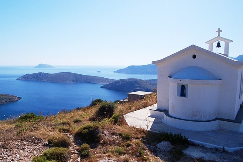 Ταξίδι στον χρόνο: Το παρθένο νησάκι του Αιγαίου προσφέρεται για τις πιο οικονομικές διακοπές 