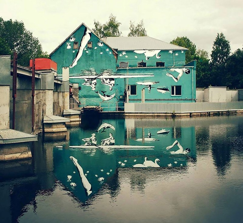 Εκπληκτικό γκράφιτι: H ανάποδη τοιχογραφία που αντανακλάται στο νερό