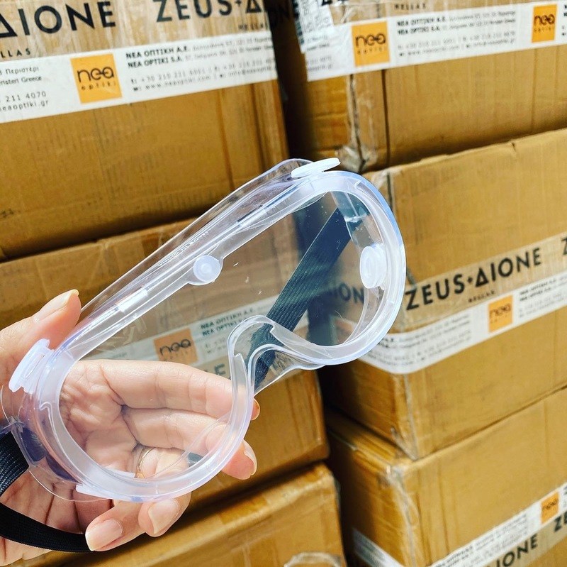 Η Zeus+Δione δωρίζει 2000 πιστοποιημένες μάσκες προστασίας των ματιών στα νοσοκομεία