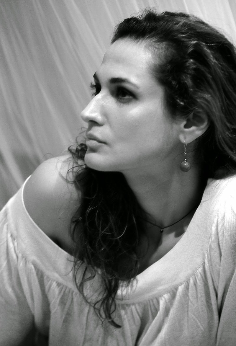 H Λένα Κωνσταντάκου φωτογραφίζει τη Ραφήνα που αγαπά με την κάμερα του κινητού της