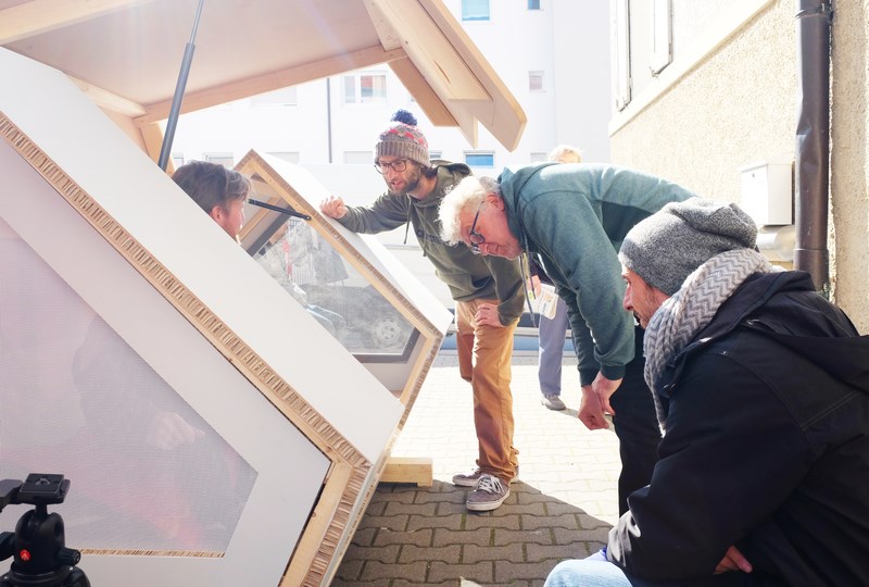 Γερμανική πόλη τοποθετεί για αστέγους φουτουριστικές καμπίνες με αυτόνομη θέρμανση