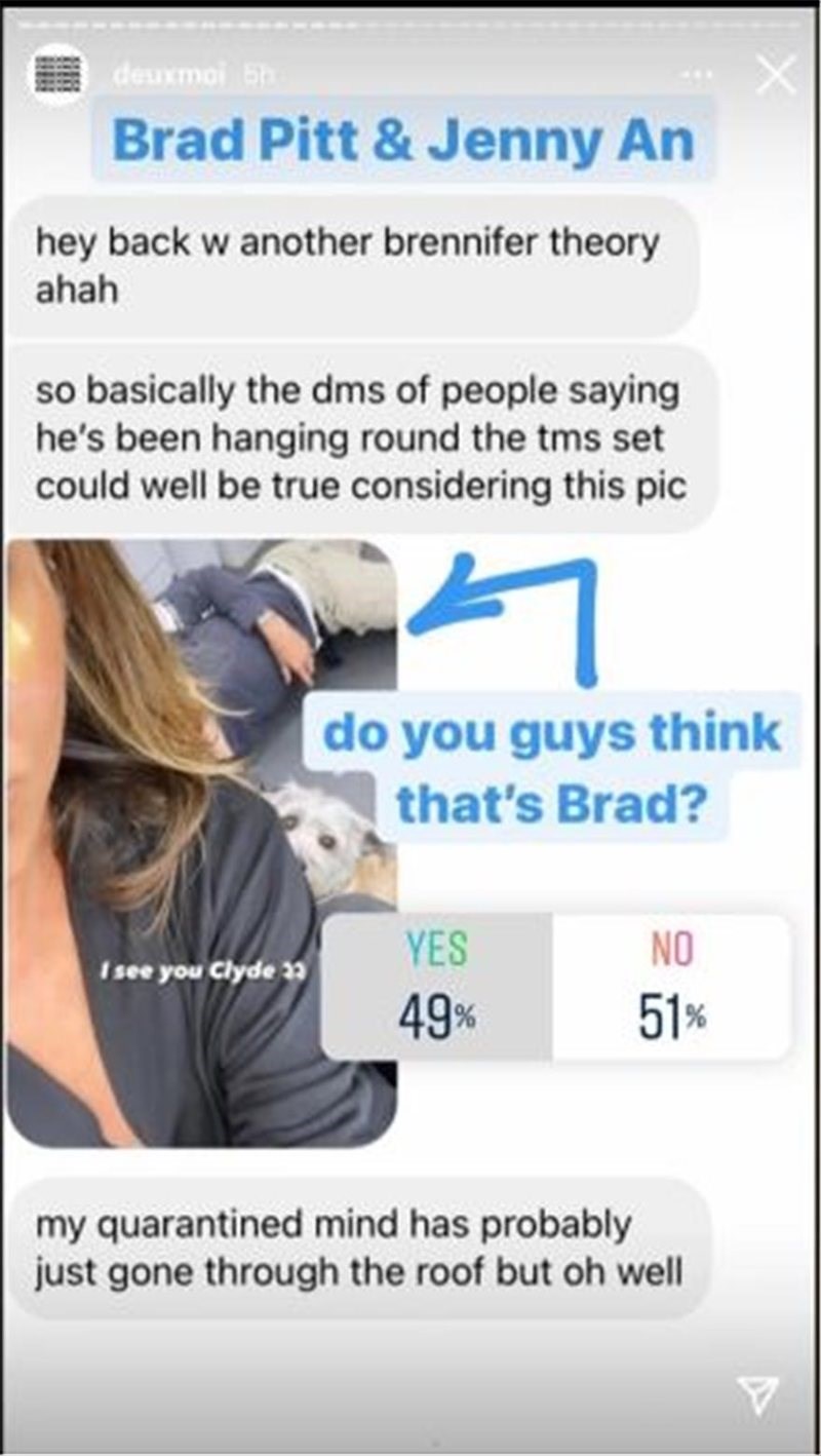 Νέα, μυστηριώδης selfie της Τζένιφερ Άνιστον πυροδοτεί φήμες για επανασύνδεση με Μπραντ Πιτ