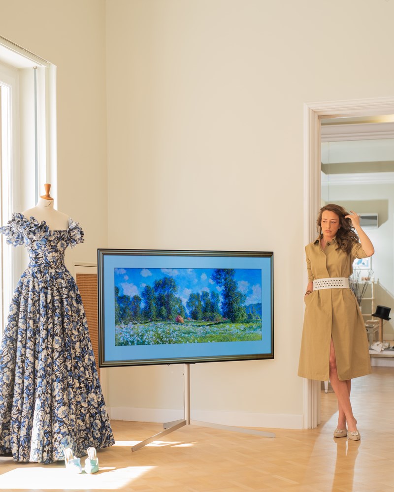 «Masterpieces Belong Together»: Τι κοινό έχει το ατελιέ του Βασίλη Ζούλια με την LG Gallery OLED ΤV;