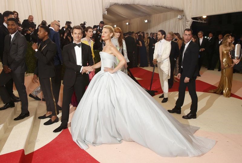 H Claire Danes φόρεσε ένα ασύλληπτο φόρεμα στο Met Gala 