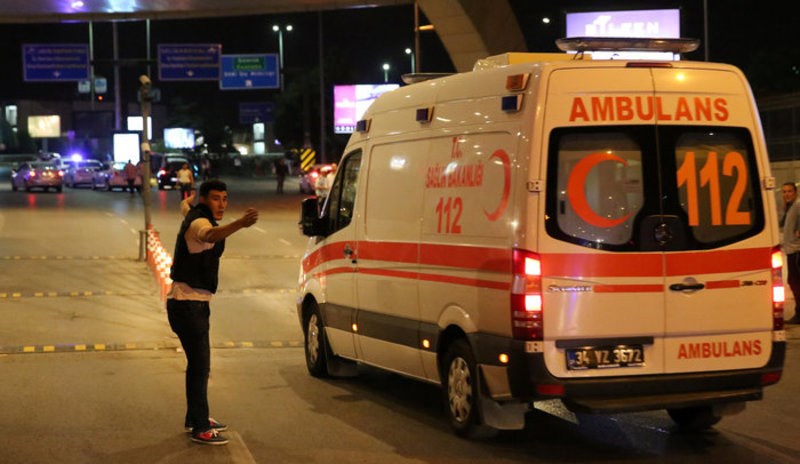 Εικόνες από το μακελειό στο αεροδρόμιο Ατατούρκ με 36 νεκρούς και 147 τραυματίες 