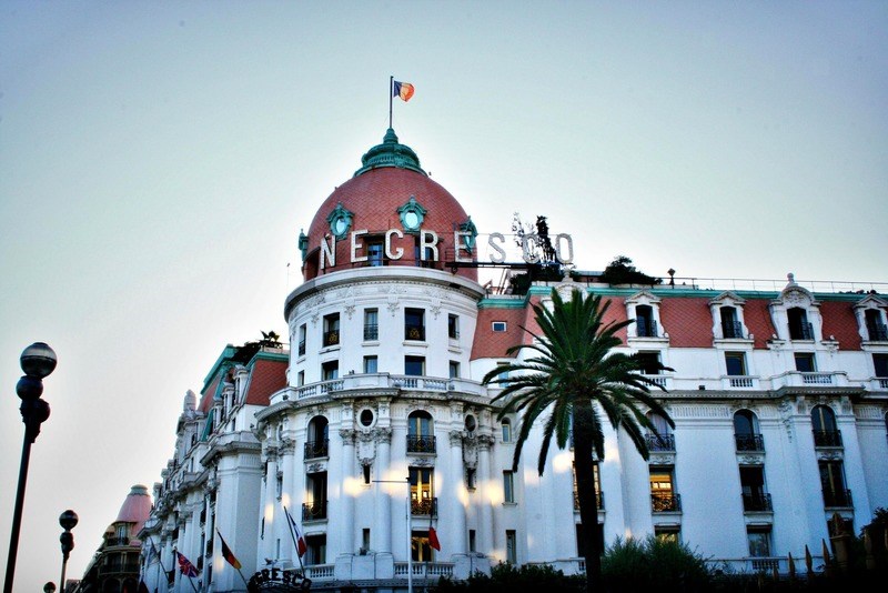 Negresco Hotel: Το σύμβολο της Promenade des Anglais "σημαδεύτηκε"