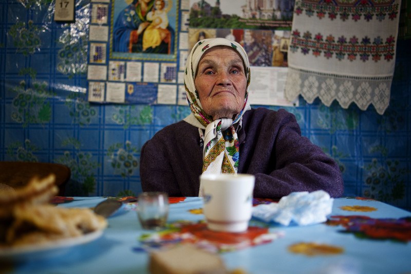 Οι Μπάμπουσκες που αψηφούν το θάνατο και ζουν στην απαγορευμένη ζώνη του Τσέρνομπιλ