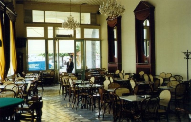 12 παραδοσιακά, ελληνικά καφενεία: Το δικό μας Café Society