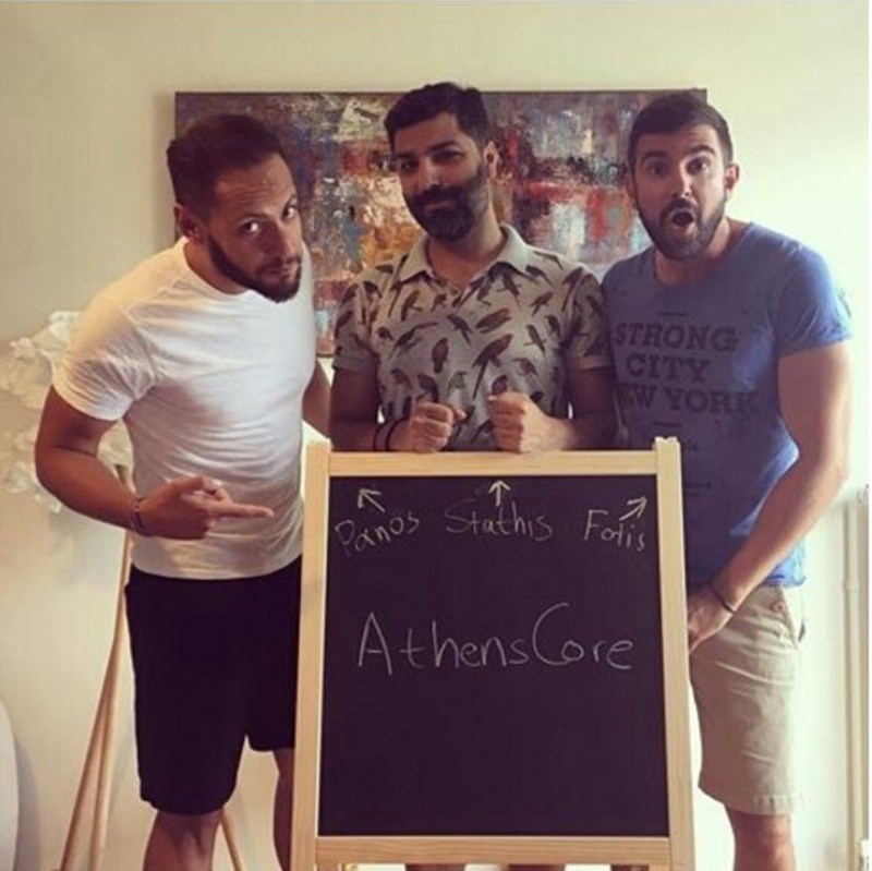 AthensCore: Τρεις φίλοι έχουν το πιο χαριτωμένο airbnb της Αθήνας 