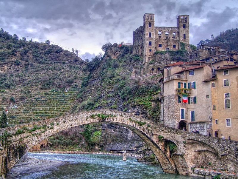 Μαγεία: 3 μεσαιωνικές πόλεις στην Ιταλία σε ταξιδεύουν πίσω στο χρόνο