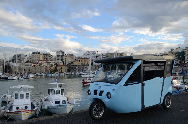 Sunnyclist: Το ηλιακό όχημα των Ελλήνων βγήκε στην παραγωγή, προσφέρει μέχρι και 35 χλμ κάθε μέρα