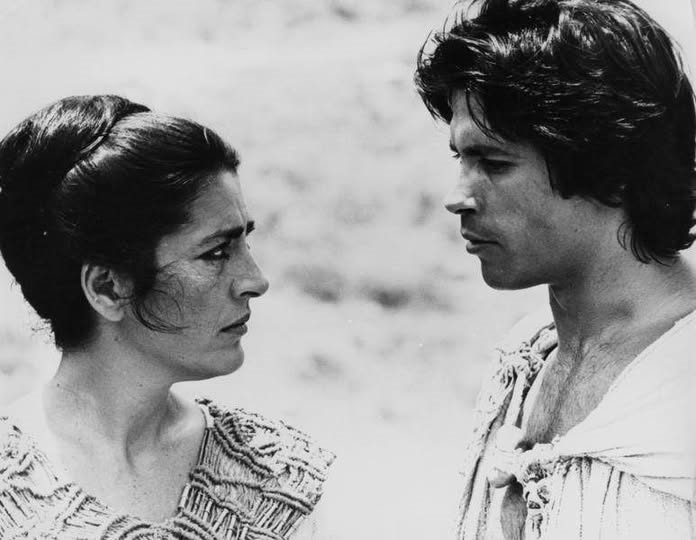 47 χρόνια πριν: Όταν ο Πάνος Μιχαλόπουλος έκανε τα πρώτα του κινηματογραφικά "βήματα" πλάι στην Ειρήνη Παπά